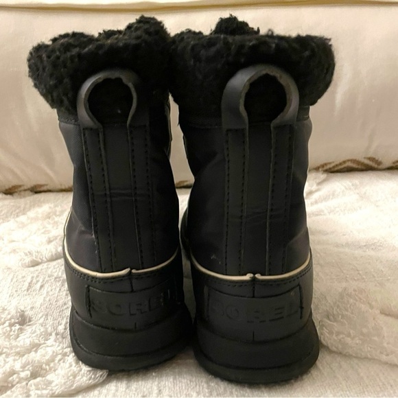 Women's Sorel Explorer Carnival Waterproof Boots, Size 9 1/2 - Picture 9 of 14